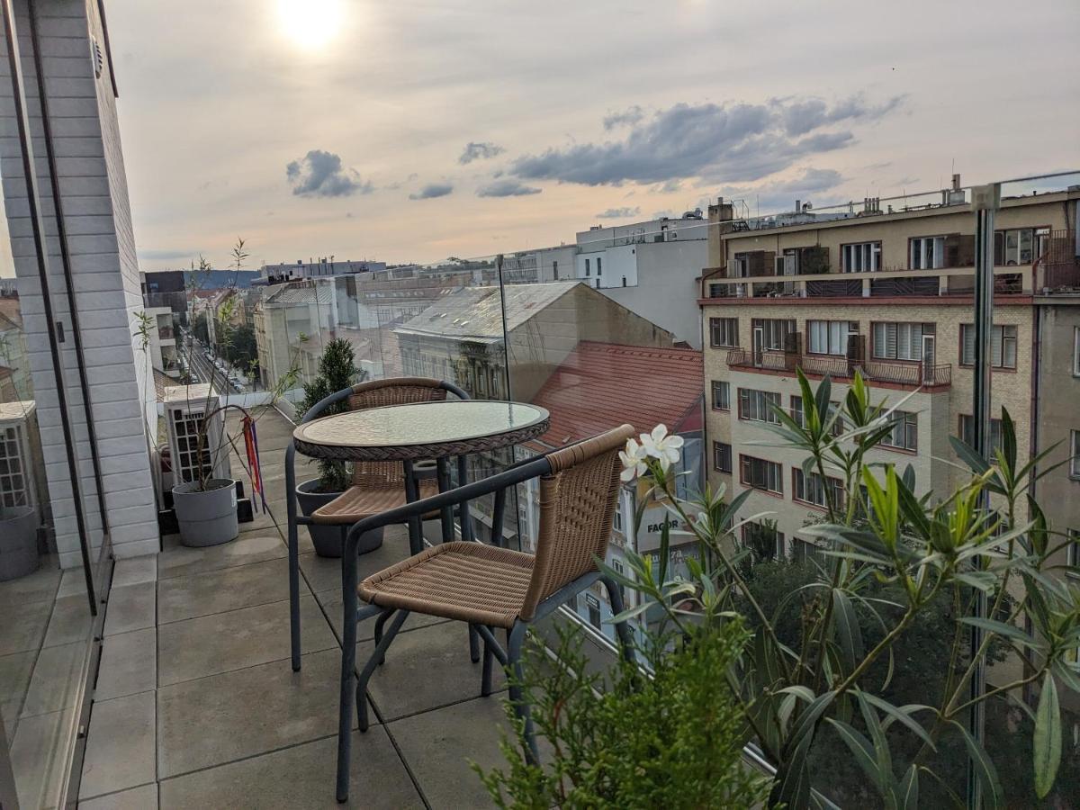 Cozy Apartment With Big Terrace In Central Prague - Karlin Zewnętrze zdjęcie