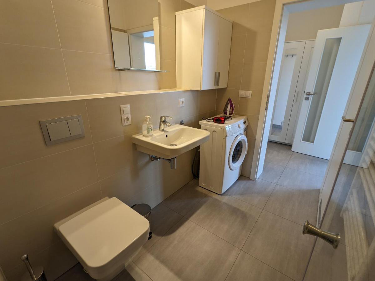 Cozy Apartment With Big Terrace In Central Prague - Karlin Zewnętrze zdjęcie